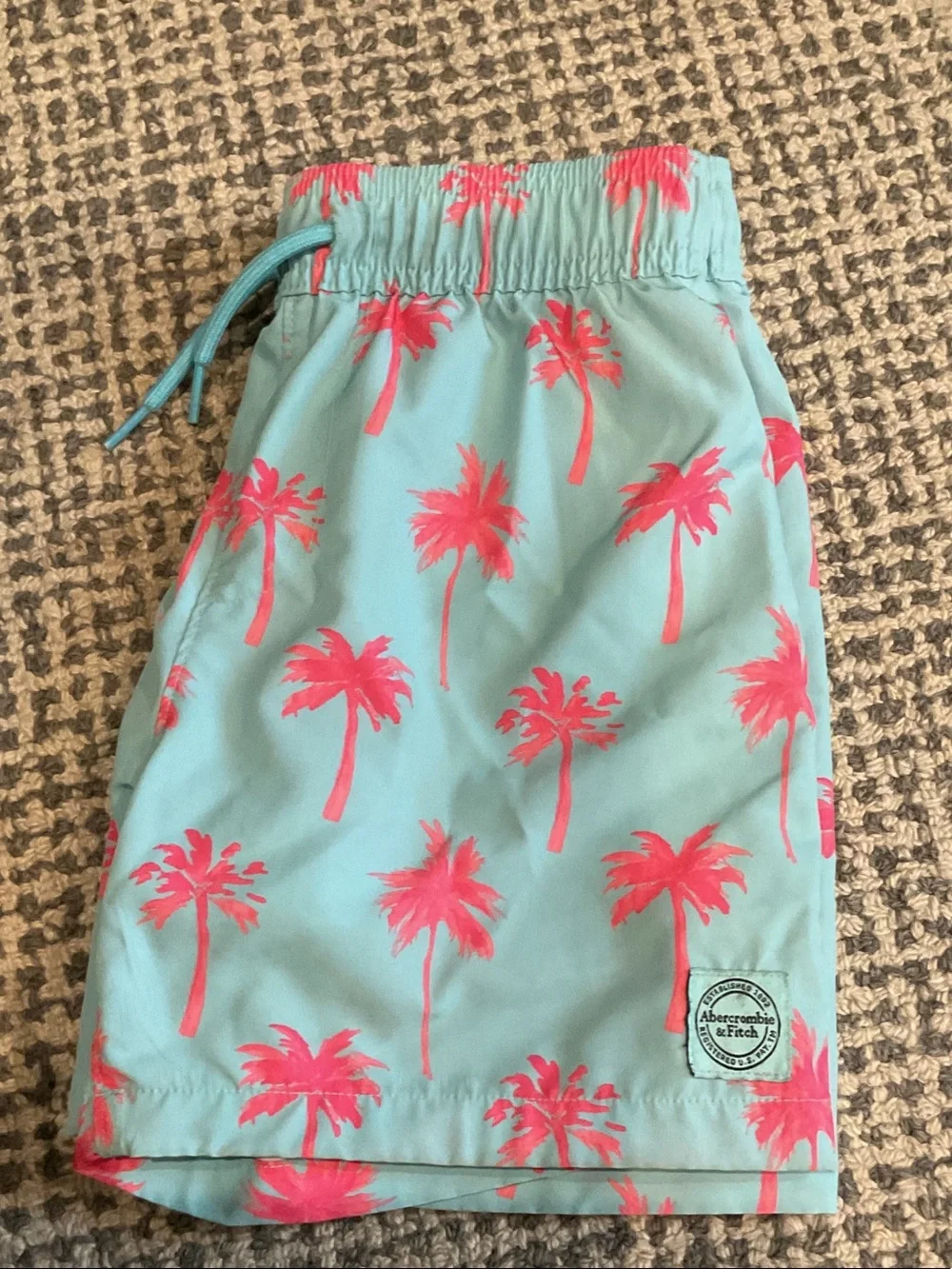 abercrombie kids three pairs